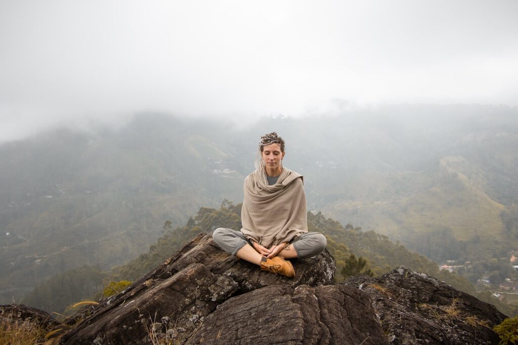 Entspannung Meditation Edelsteine und Weihrauch Warum so beliebt